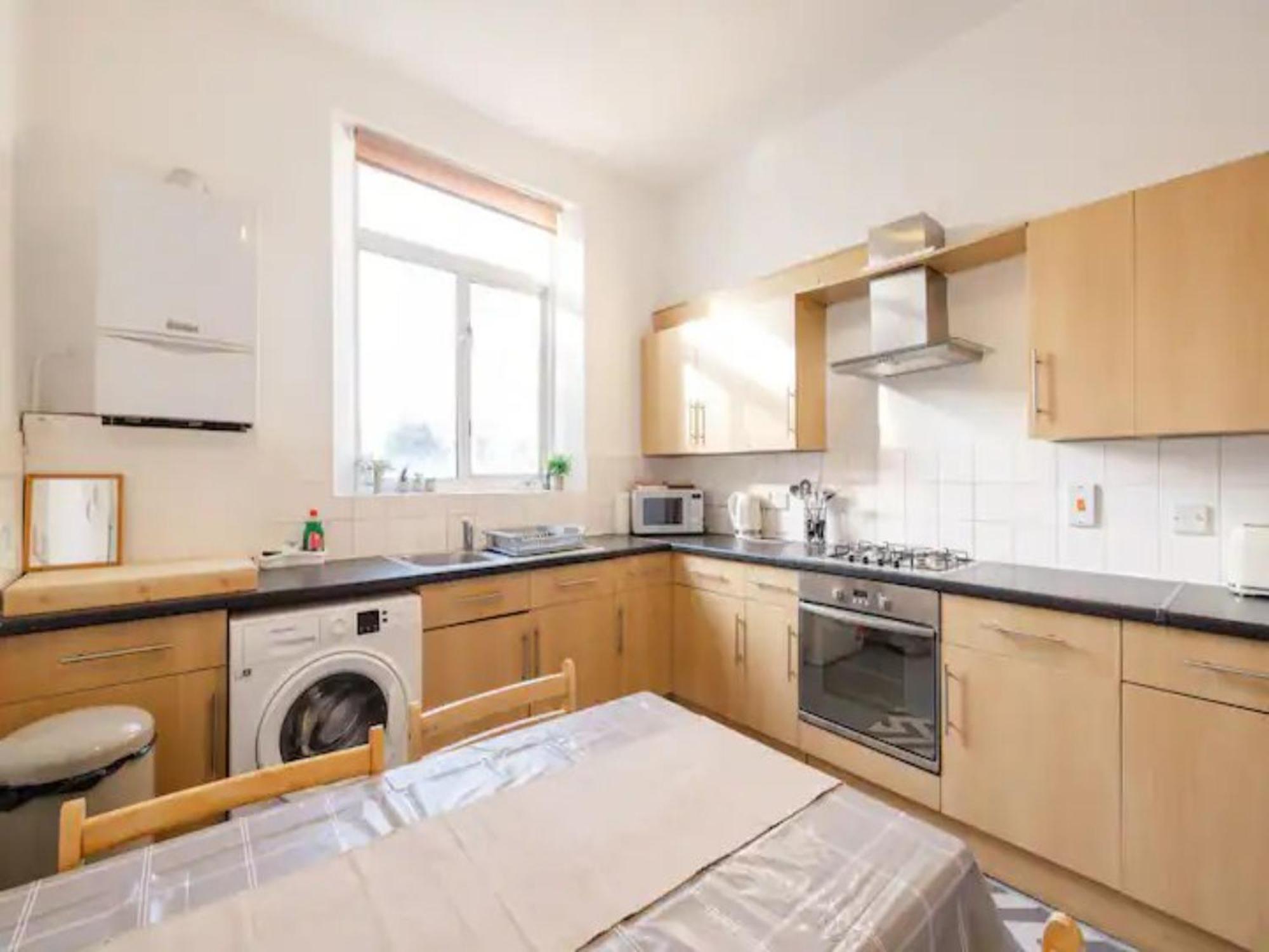 Pass The Keys Spacious 3 Bed Flat Near Kings Cross And Camden *